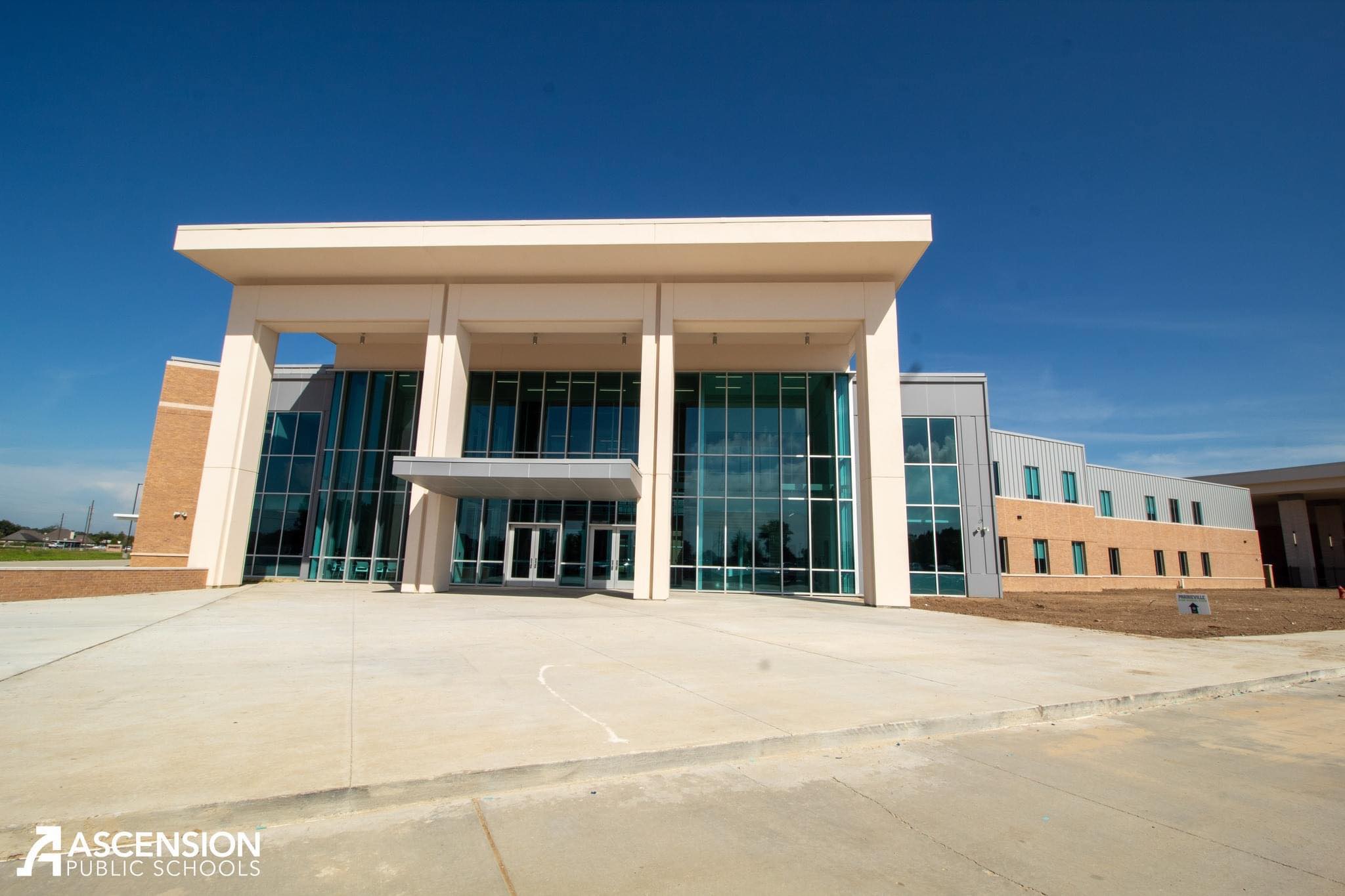 Ribbon-cutting held for the new Prairieville High